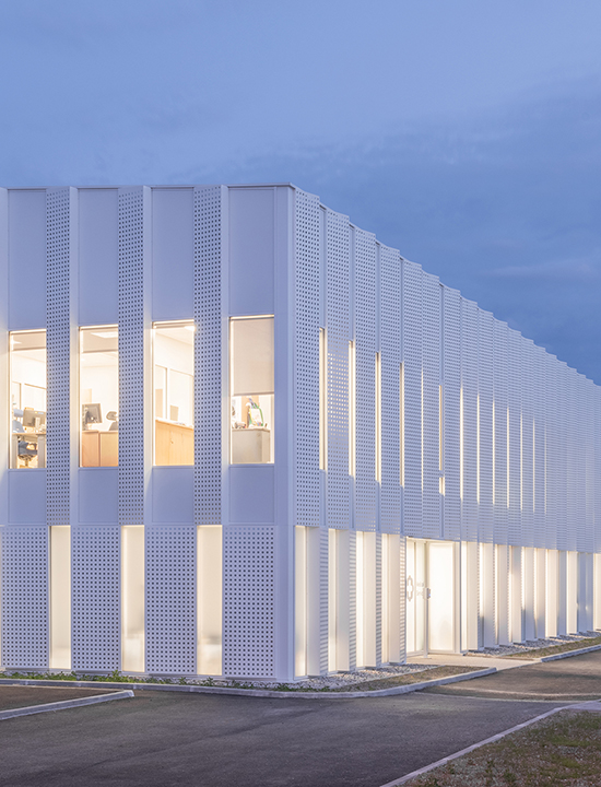 220315_W_P_-Levitt-Bernstein-_Instituto-Laue-Langevin-_11