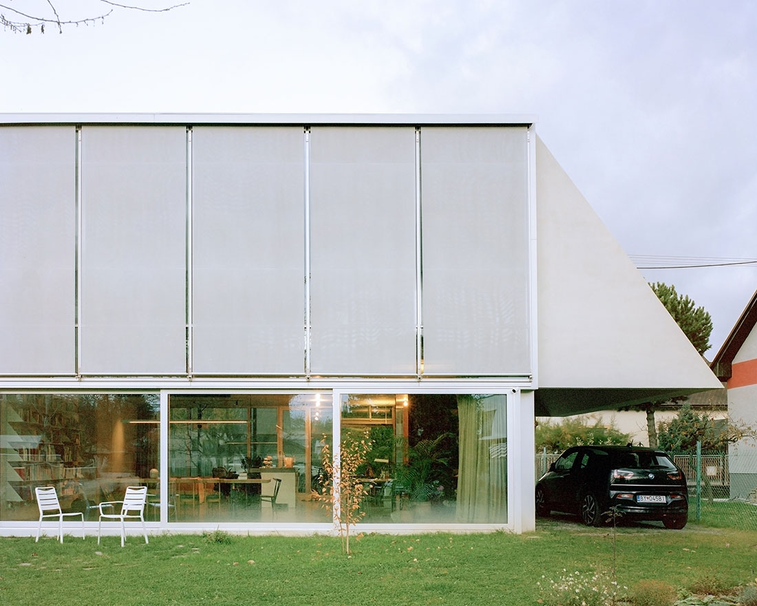 220927_W_P_PLURAL_-Villa-Bôrik_01