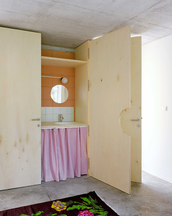 251118-web-15